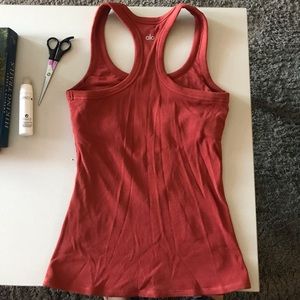 ALO YOGA “RIB SUPPORT” TANK